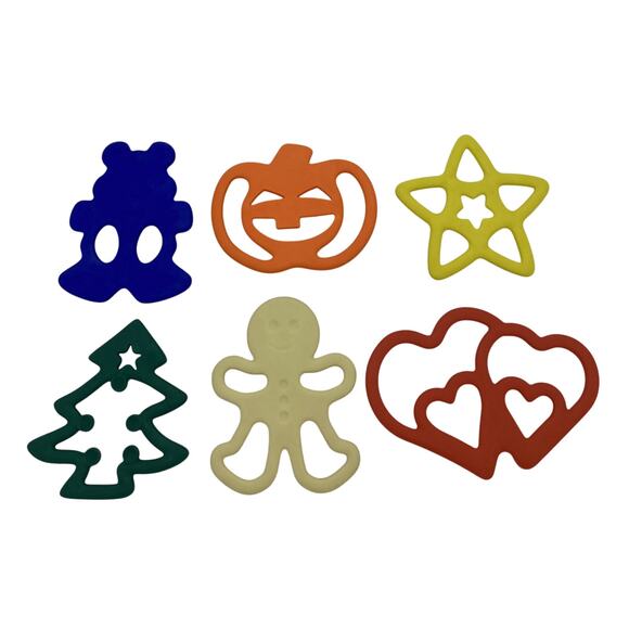 Lot of 6 Special Occasion Holiday Cookie Cutters Plastic with Rubber Top EUC - Picture 1 of 10
